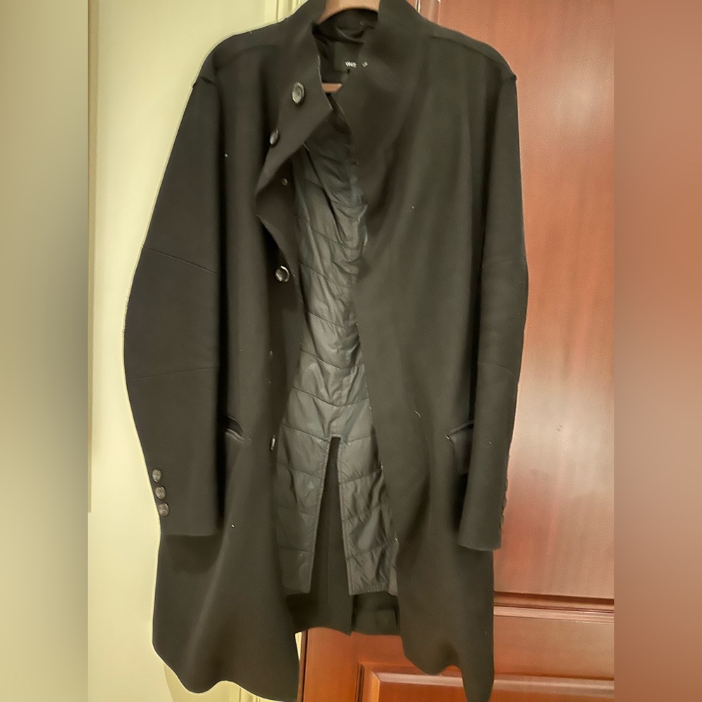 Vince black wool coat lined
